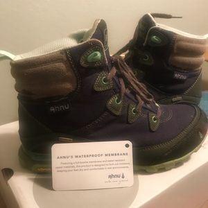 Ahnu Sugarpine waterproof vibram hiking boot